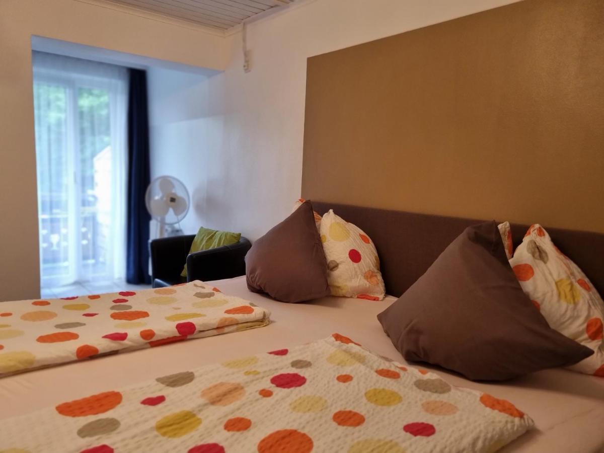 Pension Waldesruh Velden am Woerthersee Luaran gambar